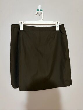 Patagonia Olive Green Women's Skirt/Skort Size 10